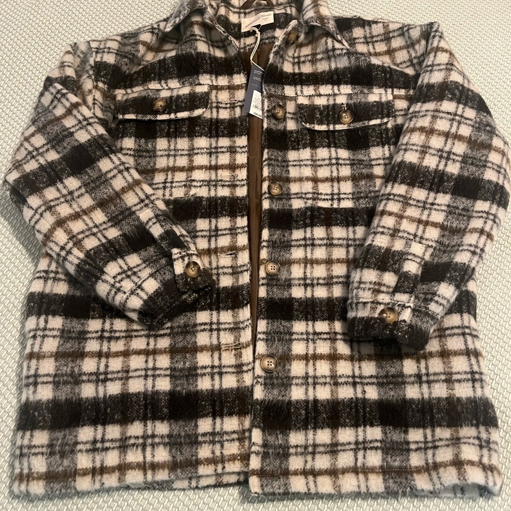 Women’s plaid shacket